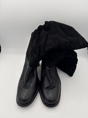 Women’s Markon Size 8 Black Suede Calf High Boots